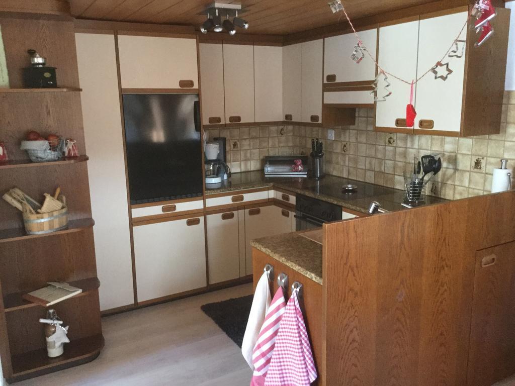 Ferienwohnung Milchgaessli Frutigen Habitación foto